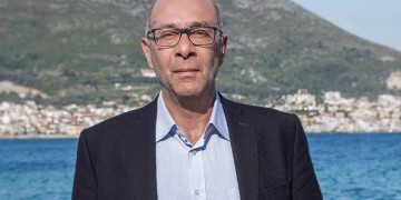 Νέα παράταση του περιορισμού κυκλοφορίας των μεταναστών ζητά ο δήμαρχος Αν. Σάμου