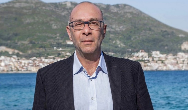 Νέα παράταση του περιορισμού κυκλοφορίας των μεταναστών ζητά ο δήμαρχος Αν. Σάμου