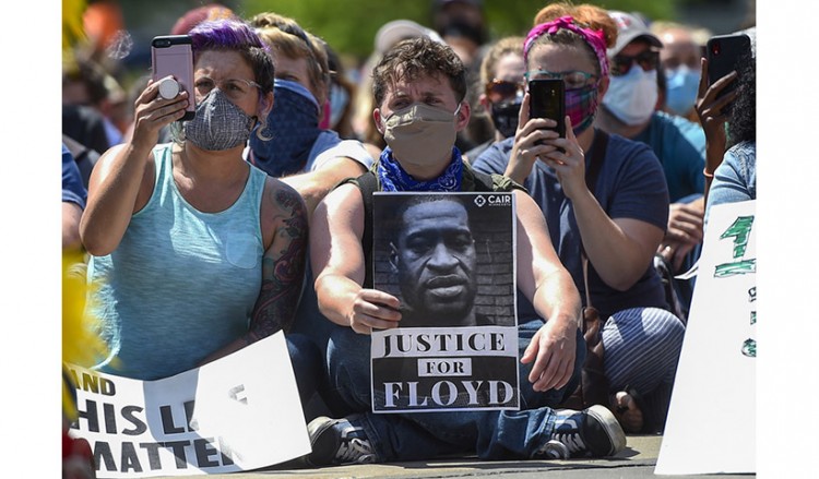 ΗΠΑ: Φόβοι για αναζωπύρωση και δεύτερο κύμα Covid-19 λόγω των μαζικών διαδηλώσεων