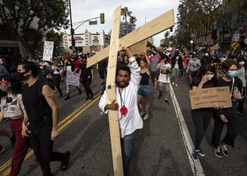 Είναι το 2020 το πιο επώδυνο έτος στη σύγχρονη ιστορία των ΗΠΑ;