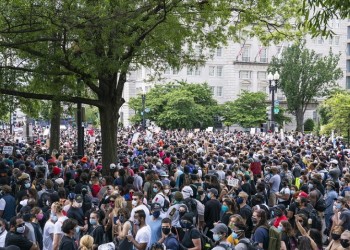 Χάος στην Αμερική μετά το φόνο του Τζορτζ Φλόιντ – Καταστροφές, λεηλασίες και εμπρησμοί σε μεγάλες πόλεις