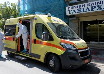 Ποινική δίωξη σε στελέχη και γιατρούς της κλινικής «Ταξιάρχαι» για τη μετάδοση του κορονοϊού