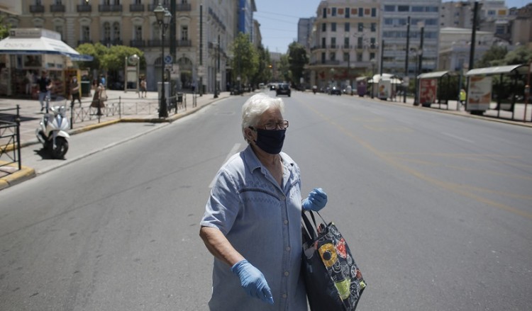 Κορονοϊός: Μέτρα πριν από τον Δεκαπενταύγουστο εξετάζει η κυβέρνηση