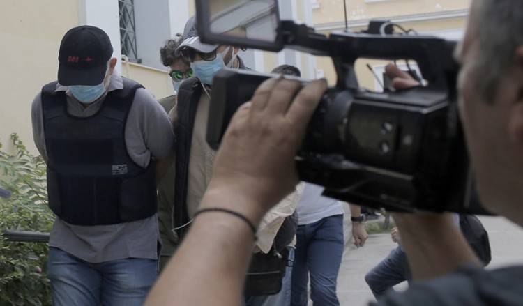 Βροχή οι καταγγελίες για τον ψευτογιατρό – Άρωμα αντί για θεραπεία σε καρκινοπαθή