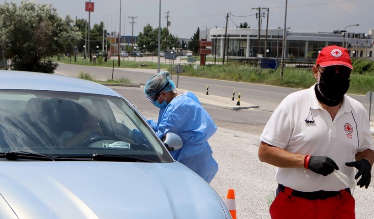 Σε Αττική, Θεσσαλονίκη και Καβάλα τα 47 από τα 75 νέα κρούσματα