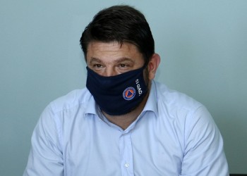 Κορονοϊός: Καμπανάκι για την αύξηση των κρουσμάτων – Γιατί επιστρέφει ο Χαρδαλιάς