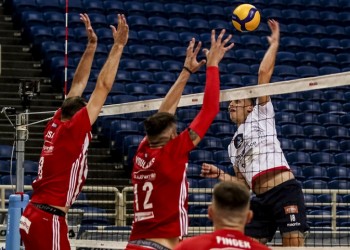 Βόλεϊ: Ο Ολυμπιακός έκανε το 1-1 κόντρα στον Φοίνικα Σύρου