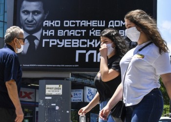 Ζάεφ ή Μίτσκοσκι; Κρίσιμες εκλογές σήμερα στα Σκόπια