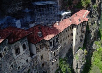 Τουρκία: Ανοίγουν ταυτόχρονα η Παναγία Σουμελά και η Αγία Σοφία Τραπεζούντας ως τζαμί