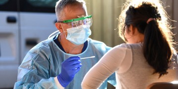 Αυστραλία-κορονοϊός: Σε καραντίνα για έναν μήνα 300.000 κάτοικοι προαστίων της Μελβούρνης