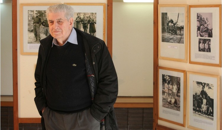 Πέθανε ο εικαστικός Γιώργος Φαρσακίδης