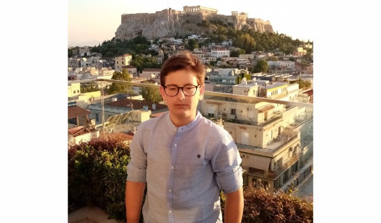 Ο 13χρονος Δημοσθένης Δεσποτίδης πρώτος σε παγκόσμιο διαγωνισμό ποίησης