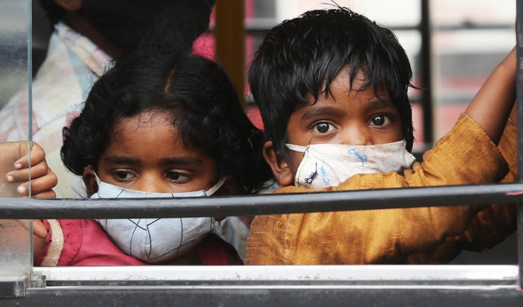 UNICEF: Σχεδόν ένα στα τρία παιδιά έχει επικίνδυνα επίπεδα μολύβδου στο αίμα του