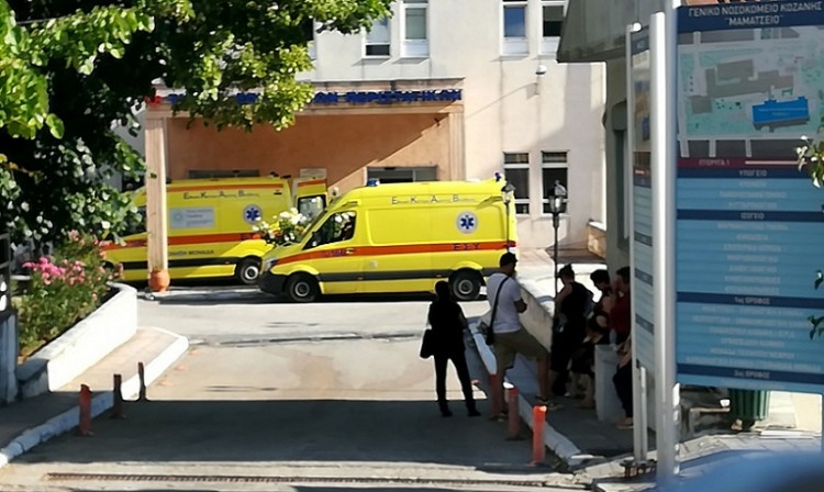 Σοβαρά οι τρεις εφοριακοί που δέχθηκαν επίθεση με τσεκούρι στην Κοζάνη (βίντεο)