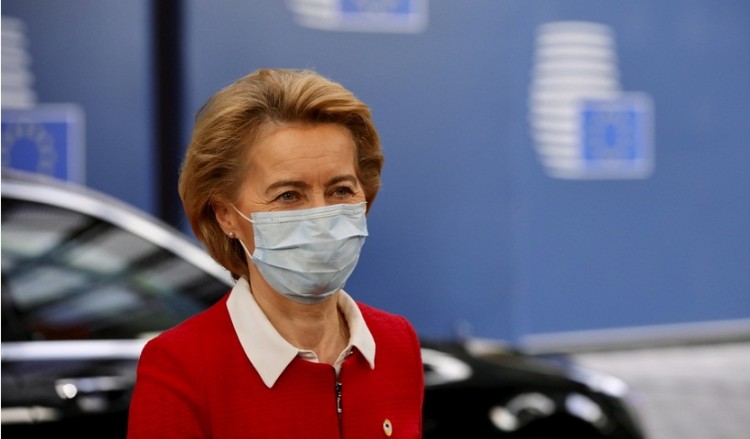 Αρνητικό για κορονοϊό το τελευταίο τεστ της Ούρσουλα φον ντερ Λάιεν 4