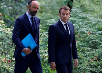 Γαλλία: Παραιτήθηκε η κυβέρνηση του Εντουάρ Φιλίπ