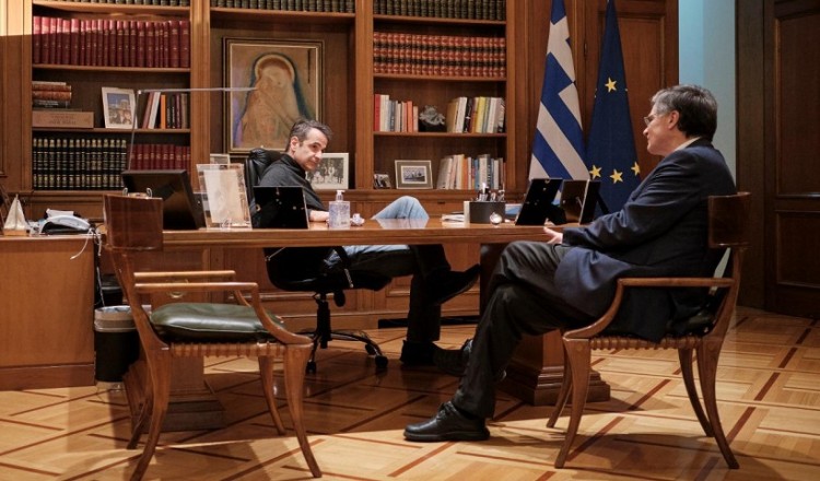 Νέα σύσκεψη στο Μαξίμου υπό τον Μητσοτάκη για τον κορονοϊό