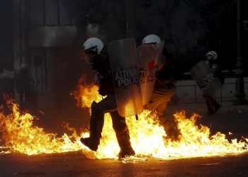 Επεισόδια σε Αθήνα και Θεσσαλονίκη στις πορείες για τις διαδηλώσεις