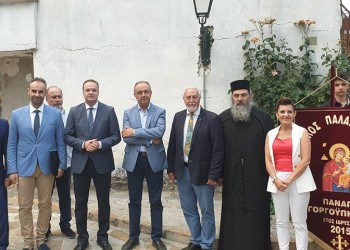 Ο Αλέξης Ζορμπάς επιστρέφει στο σπίτι του, στο Παλαιοχώρι Χαλκιδικής