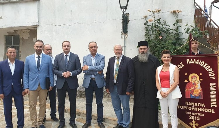 Ο Αλέξης Ζορμπάς επιστρέφει στο σπίτι του, στο Παλαιοχώρι Χαλκιδικής