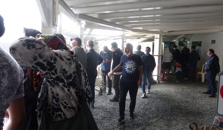 Χιλιάδες τουρίστες συρρέουν στην Παναγία Σουμελά στον Πόντο (φωτο)