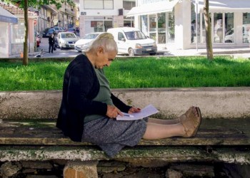 Κοζάνη: Νέα νοσηλεύτρια ετών… 87