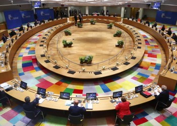 Μάσκες και δώρα σε μια ασυνήθιστη Σύνοδο Κορυφής