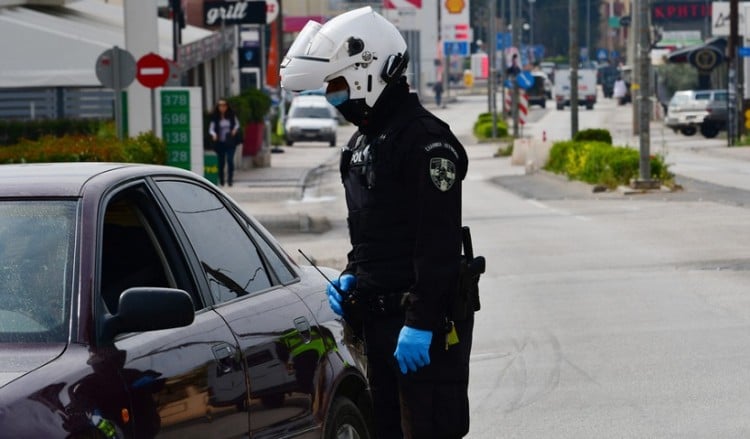 ΕΛΑΣ: Αποτελέσματα ελέγχων για τα μέτρα αποφυγής της διάδοσης του κορονοϊού
