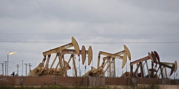 Ο Διεθνής Οργανισμός Ενέργειας αναθεωρεί πτωτικά τις προβλέψεις του για τη ζήτηση πετρελαίου