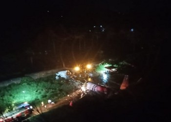 Συντριβή αεροσκάφους με 191 επιβαίνοντες στην Ινδία