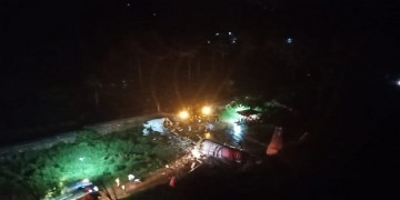 Συντριβή αεροσκάφους με 191 επιβαίνοντες στην Ινδία