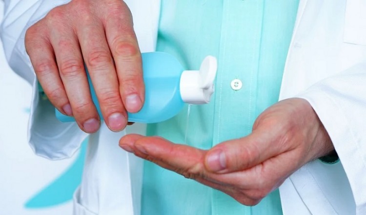 ΕΟΦ: Απαγόρευση δύο αντισηπτικών που διατίθενται ως βιοκτόνα