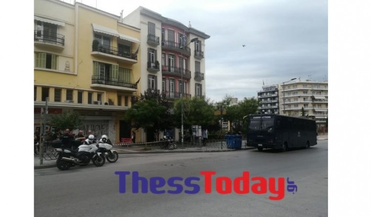 Αστυνομική επιχείρηση σε υπό κατάληψη κτήριο στη Θεσσαλονίκη
