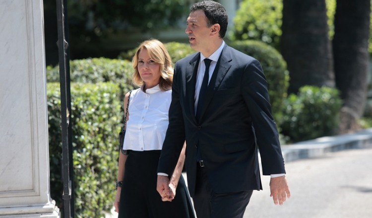 Σε πελάγη ευτυχίας Κικίλιας – Έγκυος η Τζένη Μπαλατσινού