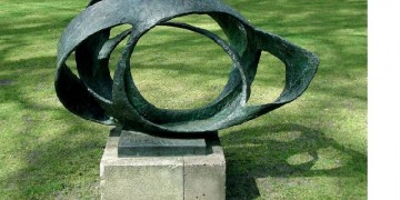 Τιμούμε την Barbara Hepworth που αγάπησε την Ελλάδα και την αποτύπωσε στα γλυπτά της