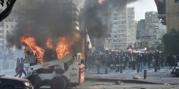 Λίβανος: «Πεδίο μάχης» η Βηρυτός – Νεκρός αστυνομικός (βίντεο)