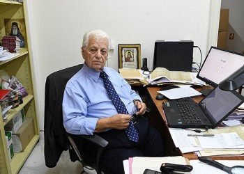 Πέθανε ο Ίμβριος καθηγητής Ευστράτιος Ζεγκίνης (βίντεο)