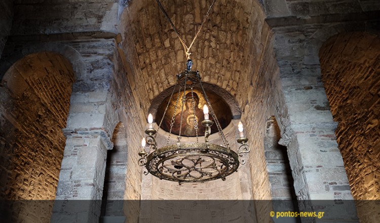 Νέα μέτρα για τον κορονοϊό: Τι προβλέπεται για τους ναούς τον Δεκαπενταύγουστο