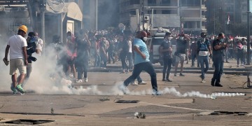 Λίβανος: Δεύτερη ημέρα αντικυβερνητικών διαδηλώσεων (βίντεο)