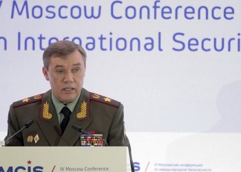 Η Μόσχα κατηγόρησε τις ΗΠΑ ότι εμπόδισαν ρωσικά τεθωρακισμένα οχήματα στη Συρία (βίντεο)