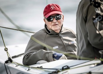 Χουάν Κάρλος: Από δημοφιλής μονάρχης, αυτοεξόριστος και αμαυρωμένος από σκάνδαλα