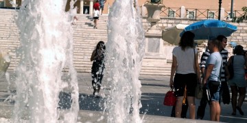 Καύσωνας: Τι προσέχουμε για να μην πάθουμε θερμοπληξία