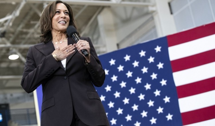 ΗΠΑ: Η γερουσιαστής Κάμαλα Χάρις υποψήφια αντιπρόεδρος με τον Τζο Μπάιντεν