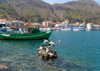 Και φέτος το Πάσχα η νονά του Καστελόριζου θα ταξιδέψει από την Ορεστιάδα