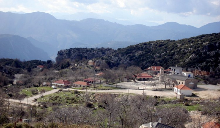 Νερό πήγε για πρώτη φορά στην κοινότητα Ανωγείου στην Πρέβεζα