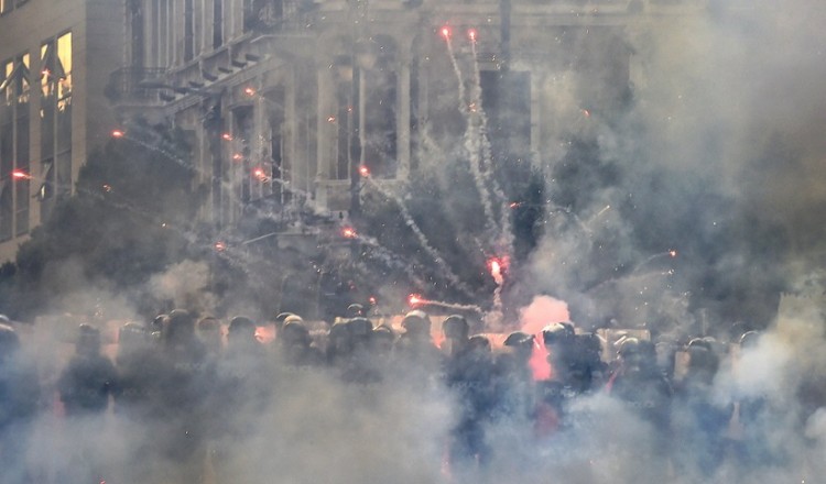 Λίβανος: Παραιτήθηκε η κυβέρνηση (βίντεο)