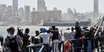 Λίβανος: Χάος στο κέντρο της Βηρυτού – Χιλιάδες διαδηλωτές κατά της κυβέρνησης (βίντεο)