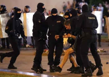 Λευκορωσία: Προεδρικές εκλογές νοθείας καταγγέλλει η αντιπολίτευση – Άγρια επεισόδια