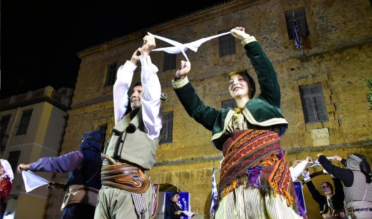 Ναύπλιο: Με χορούς από τον Πόντο ολοκληρώθηκε το 4ο Φεστιβάλ «Ανάπλεια» (βίντεο, φωτο)