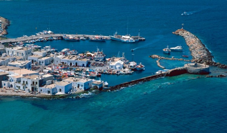 Λουκέτα, πρόστιμα και συλλήψεις σε τρία νησιά